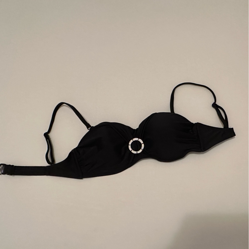 Women swim top